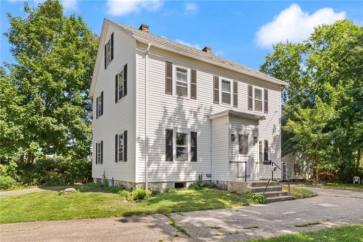 Property Photo:  51 Underwood Lane  RI 02842 