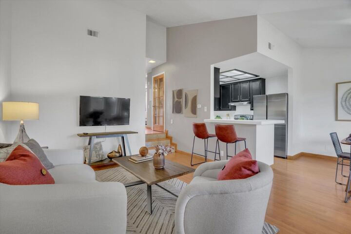 Property Photo: 299 Kenbrook Circle CA 95111