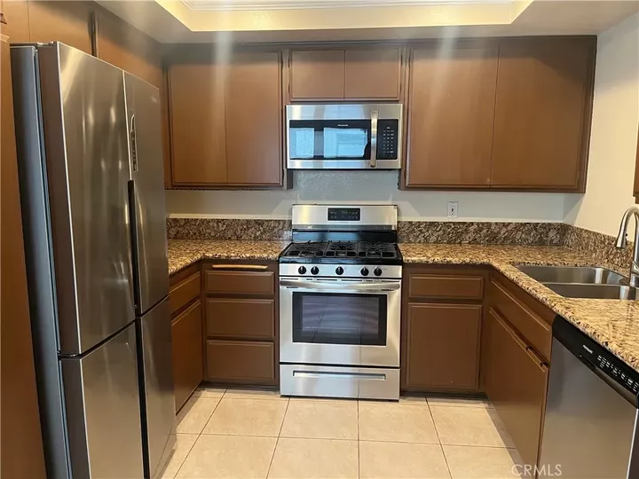 Property Photo:  42 Candlewood  CA 90621 