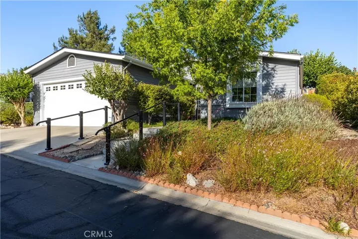 Property Photo: 1321 Mallard CA 93446