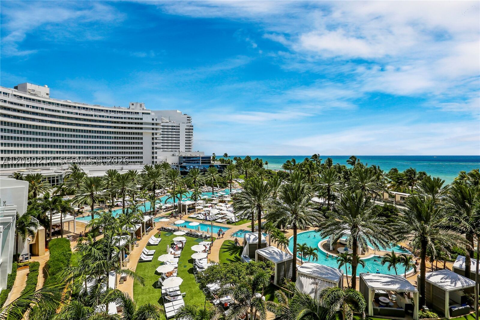 Property Photo:  4391 Collins Ave 506/507  FL 33140 