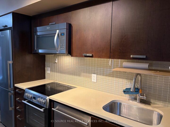 Property Photo:  295 Adelaide Street W 318  ON M5V 0L4 