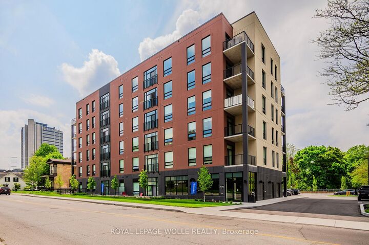 Property Photo:  24 Union Street E 303  ON N2J 1B7 