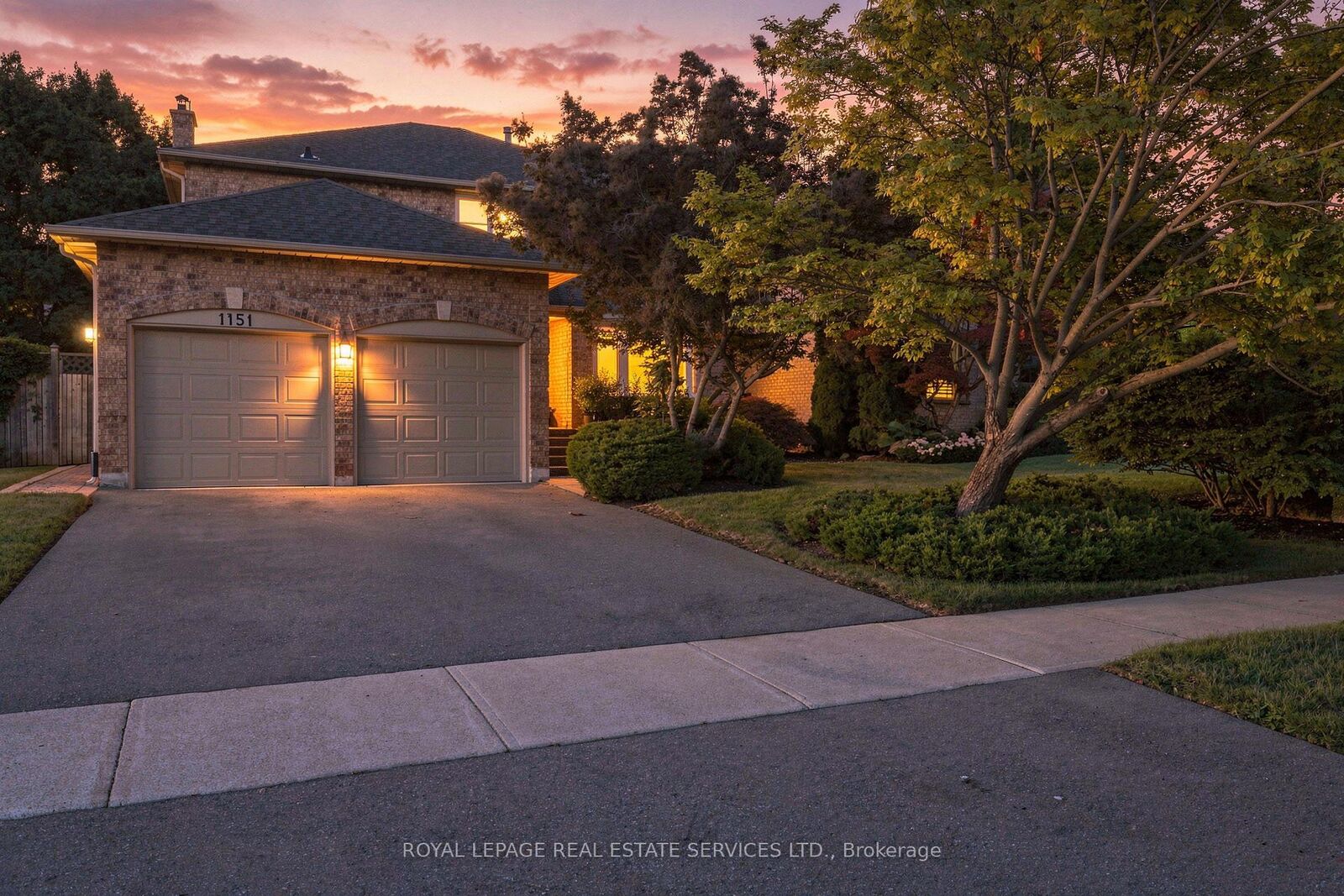 Property Photo:  1151 Forest Trail Place  ON L6M 3H7 
