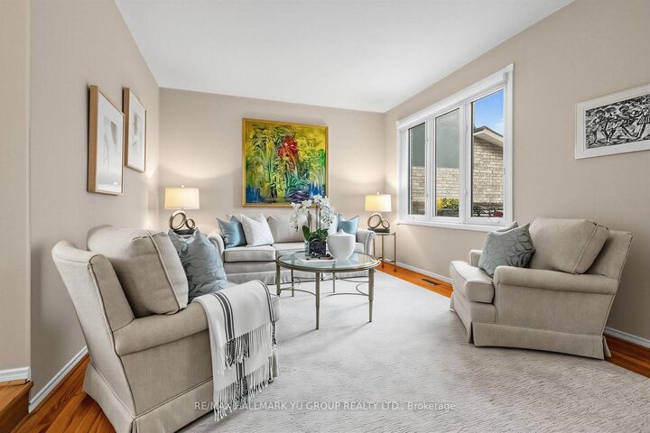 Property Photo:  21 Esther Crescent  ON L4J 3J8 