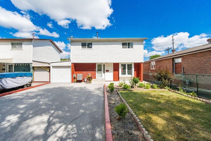 Property Photo:  71 Sultan Pool Drive  ON M9V 4H5 