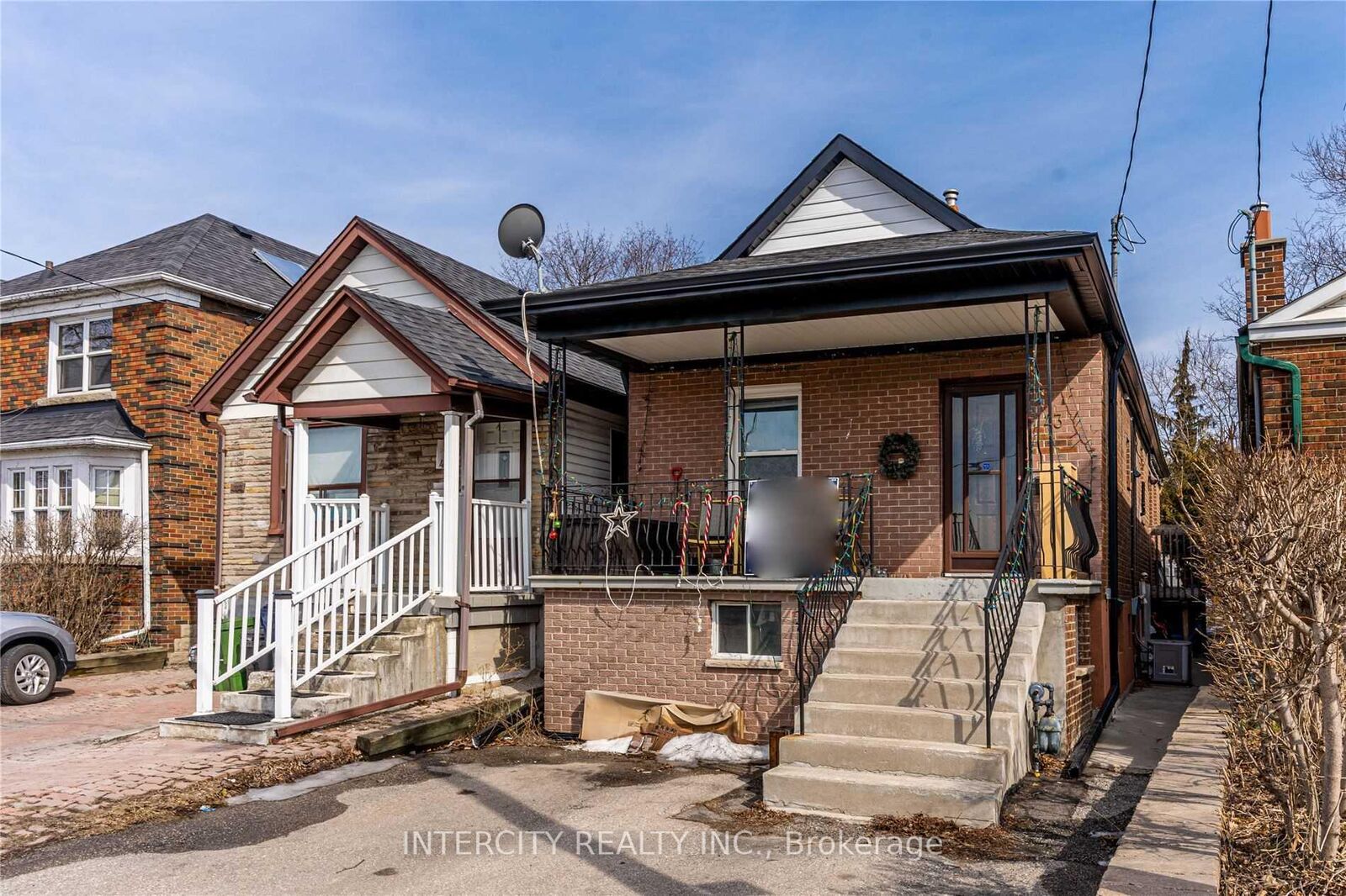 Property Photo:  43 Marlee Avenue  ON M6E 3B1 