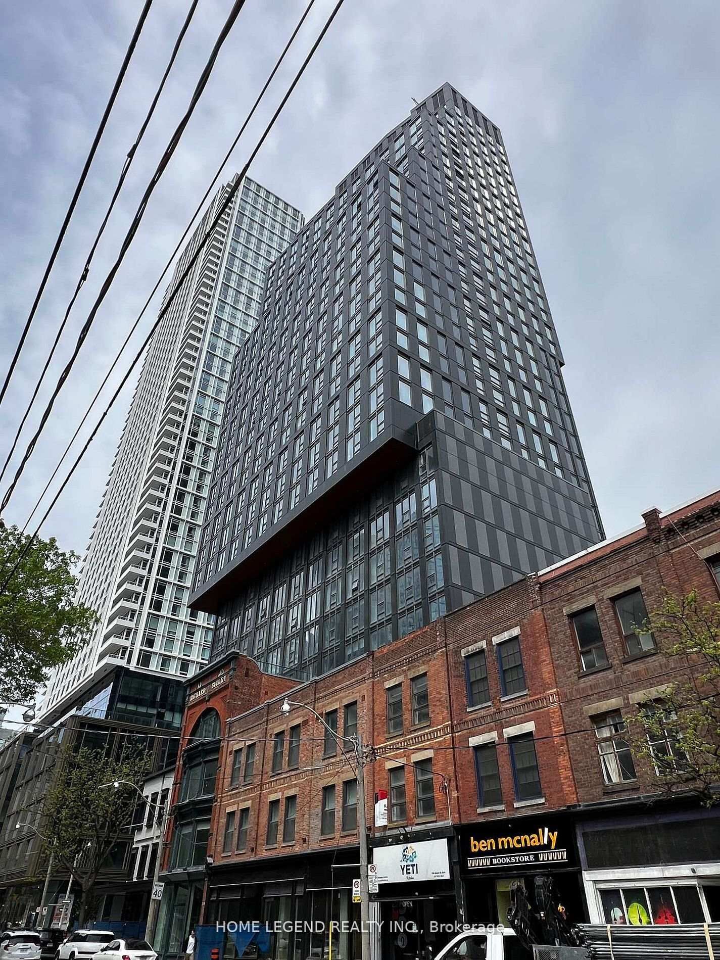 Property Photo:  100 Queen Street E 1106  ON M5C 0B5 