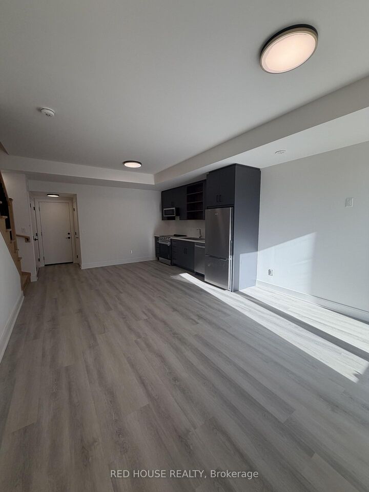 Property Photo:  234 Ellis Avenue  ON L2P 0H2 