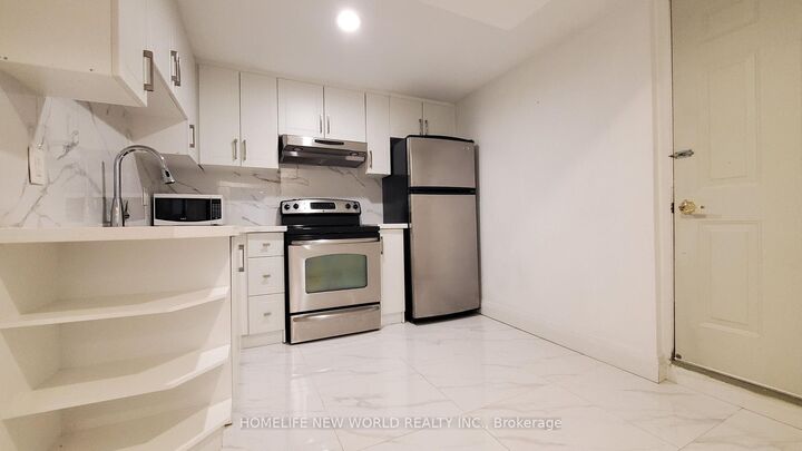 Property Photo:  4032 Teakwood Drive Basement  ON L5C 3T5 