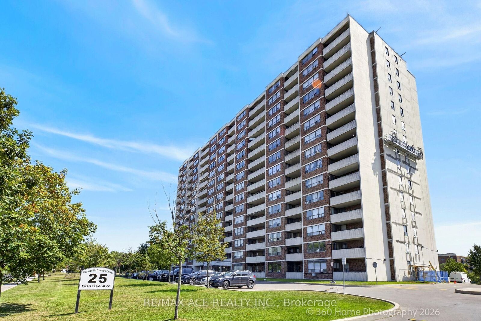 Property Photo:  25 Sunrise Avenue 506  ON M4A 2S2 