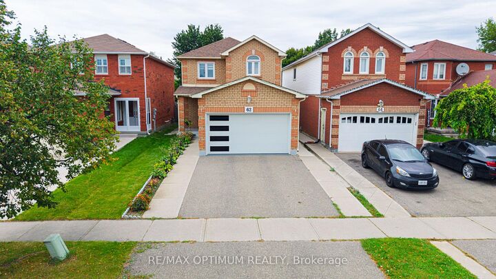 Property Photo: 62 Meadowlark Drive ON L6Y 4V6