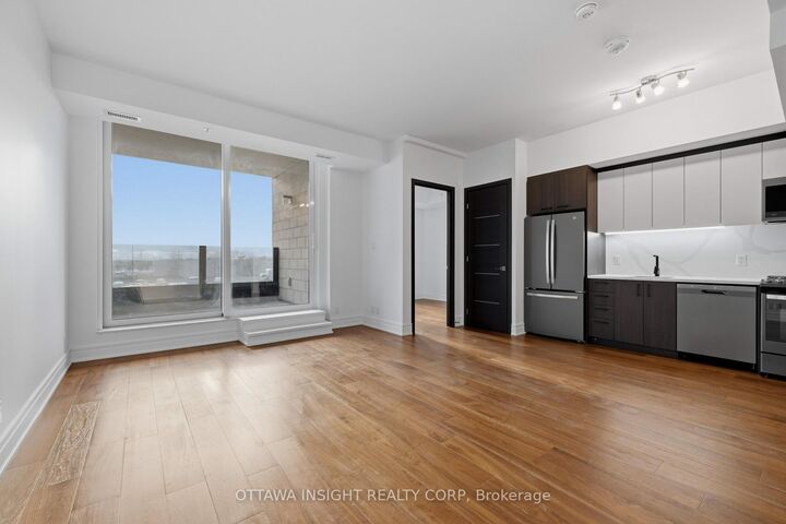 Property Photo:  150 Marketplace Avenue Ht2e  ON K2J 6V2 