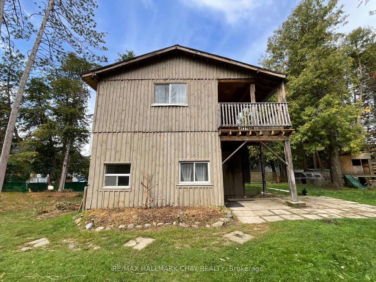 Property Photo:  961 7th Line  ON L9S 4G2 