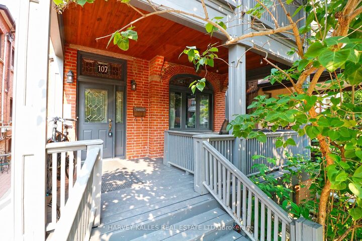Property Photo:  107 Concord Avenue 1A  ON M6H 2P2 