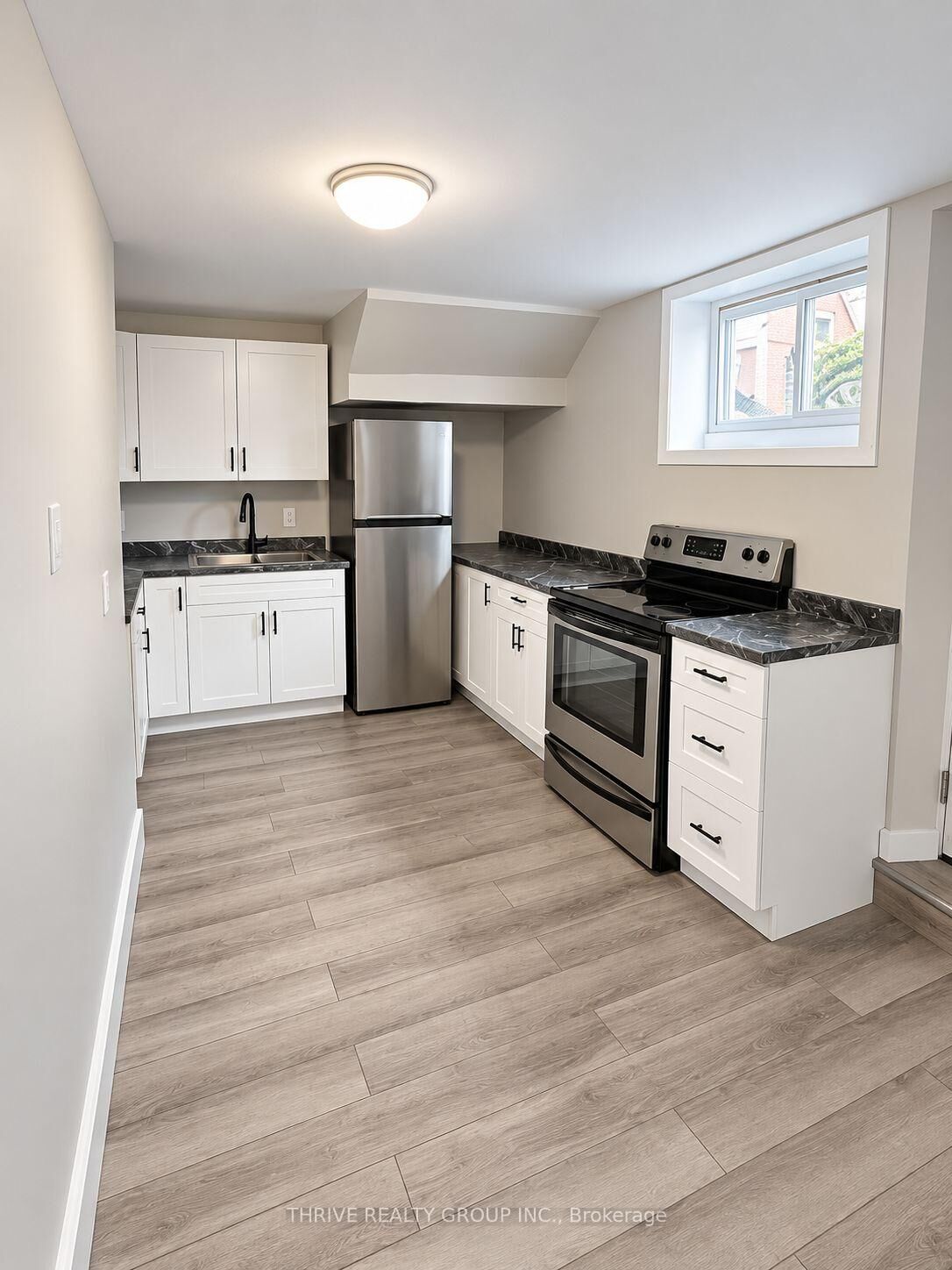 Property Photo:  118 Pine Lawn Avenue 3  ON N5Z 2R2 