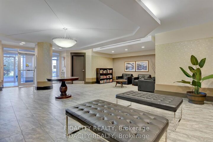Property Photo:  310 Central Park Drive 2E  ON K2C 4G4 