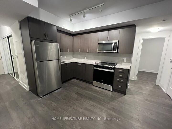 Property Photo:  2550 Simcoe Street N 1116  ON L1L 0R5 