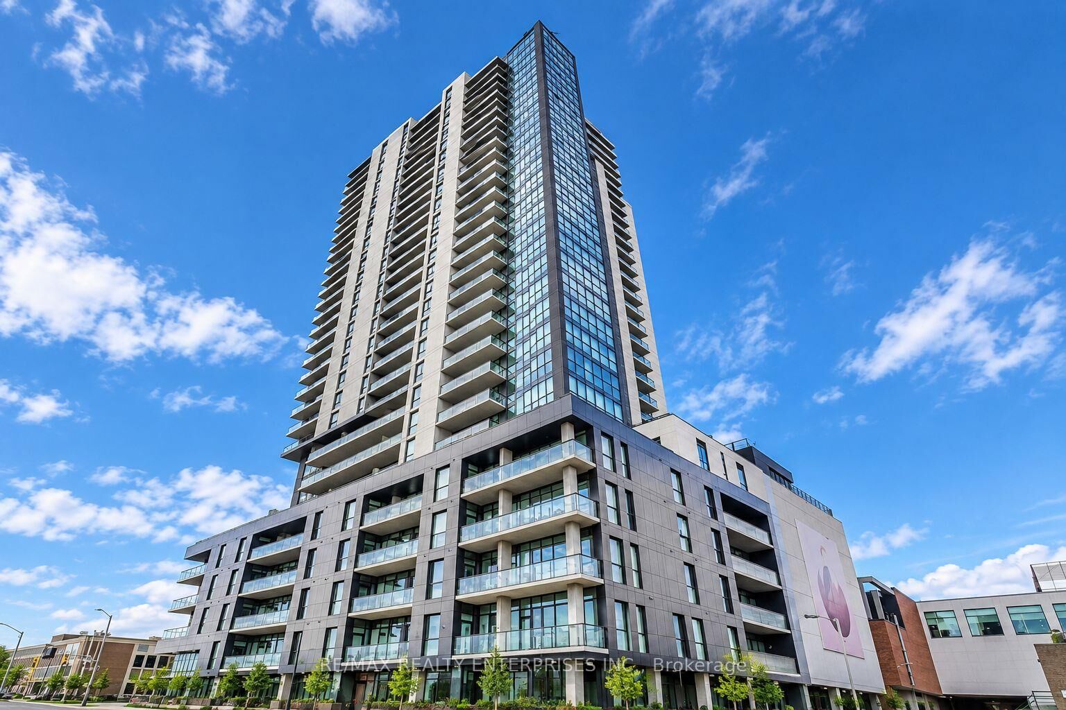 Property Photo:  60 Charles Street 2309  ON N2G 0C9 