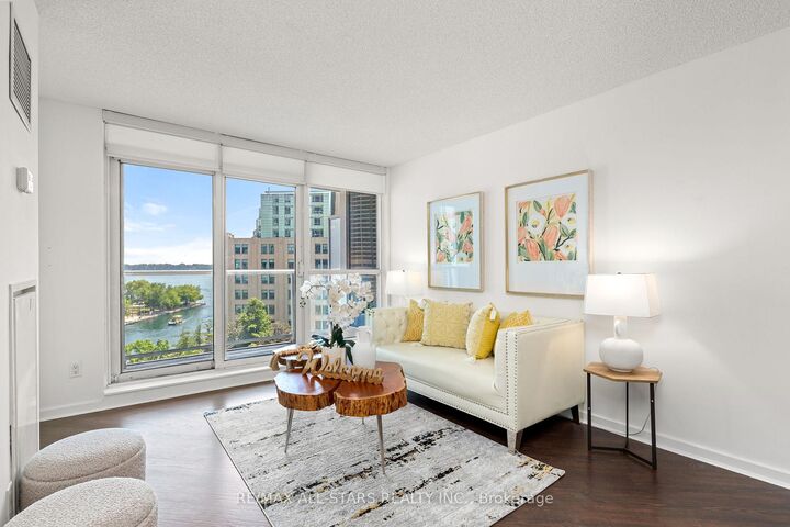 Property Photo:  208 Queens Quay W 804  ON M5J 2Y5 
