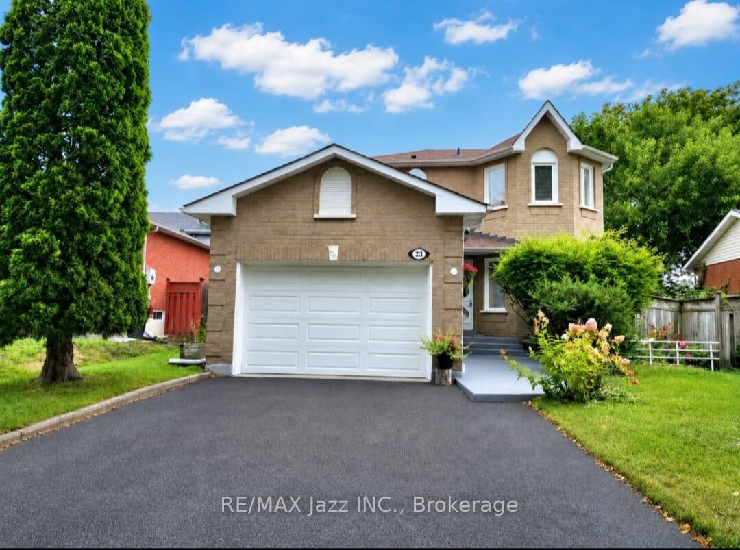 Property Photo:  23 Meredith Court  ON L1E 2V9 