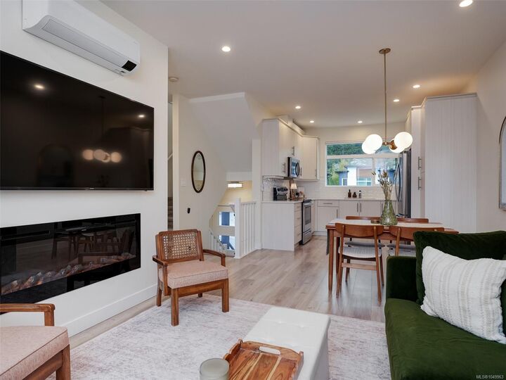 Property Photo: 3559 Vision Way #102 BC V9C 0C4