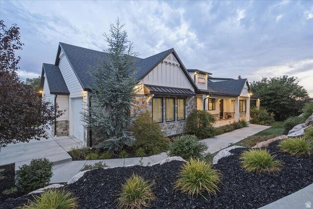 Property Photo: 2522 E Thurston Ln UT 84040