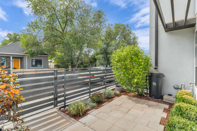 Property Photo: 320 W Reed Ave UT 84103