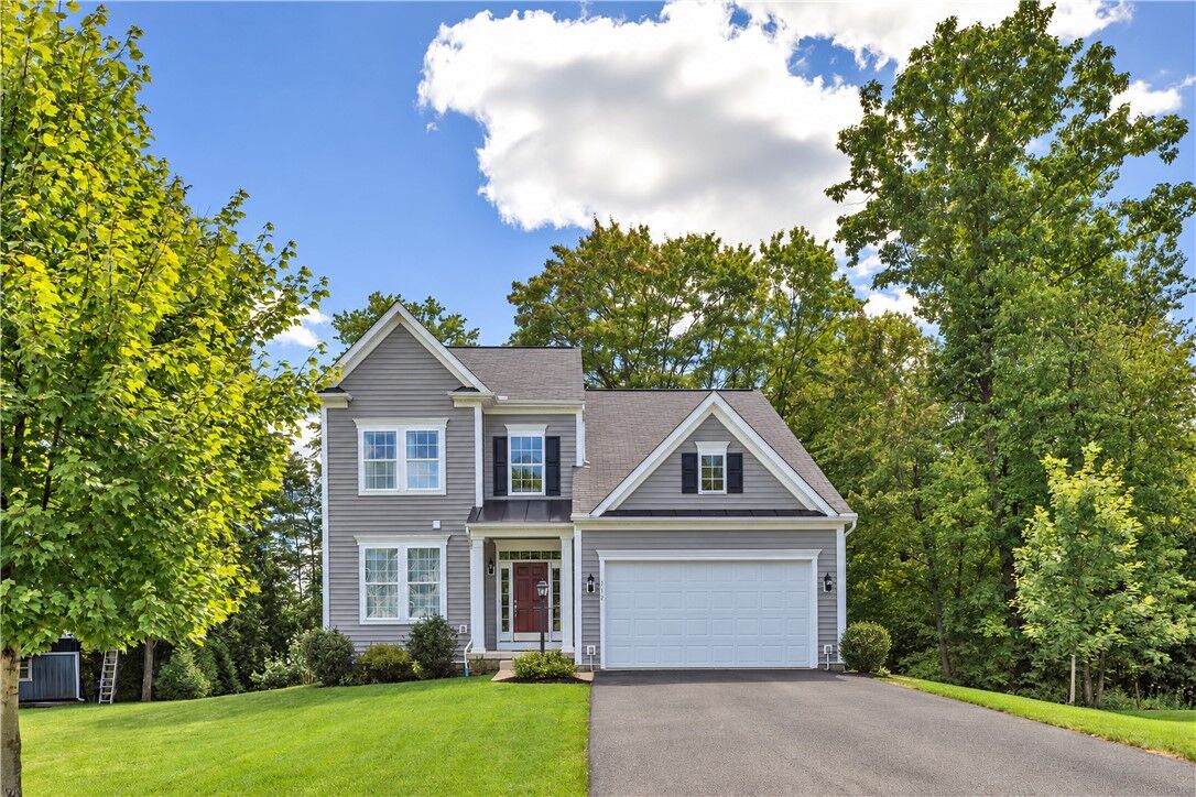Property Photo:  112 Foxtail Ct  PA 16033 
