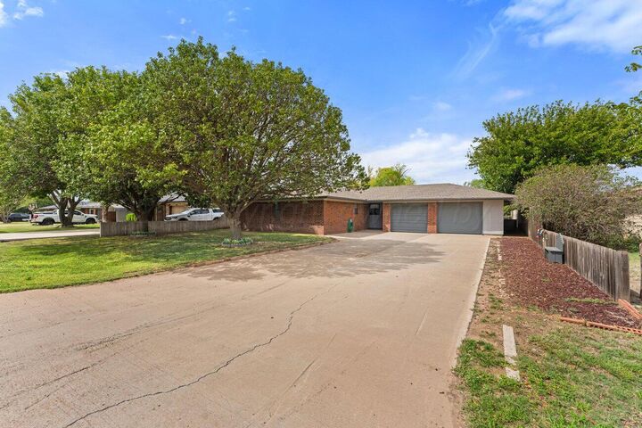Property Photo:  504 Pratt Street  TX 79019 