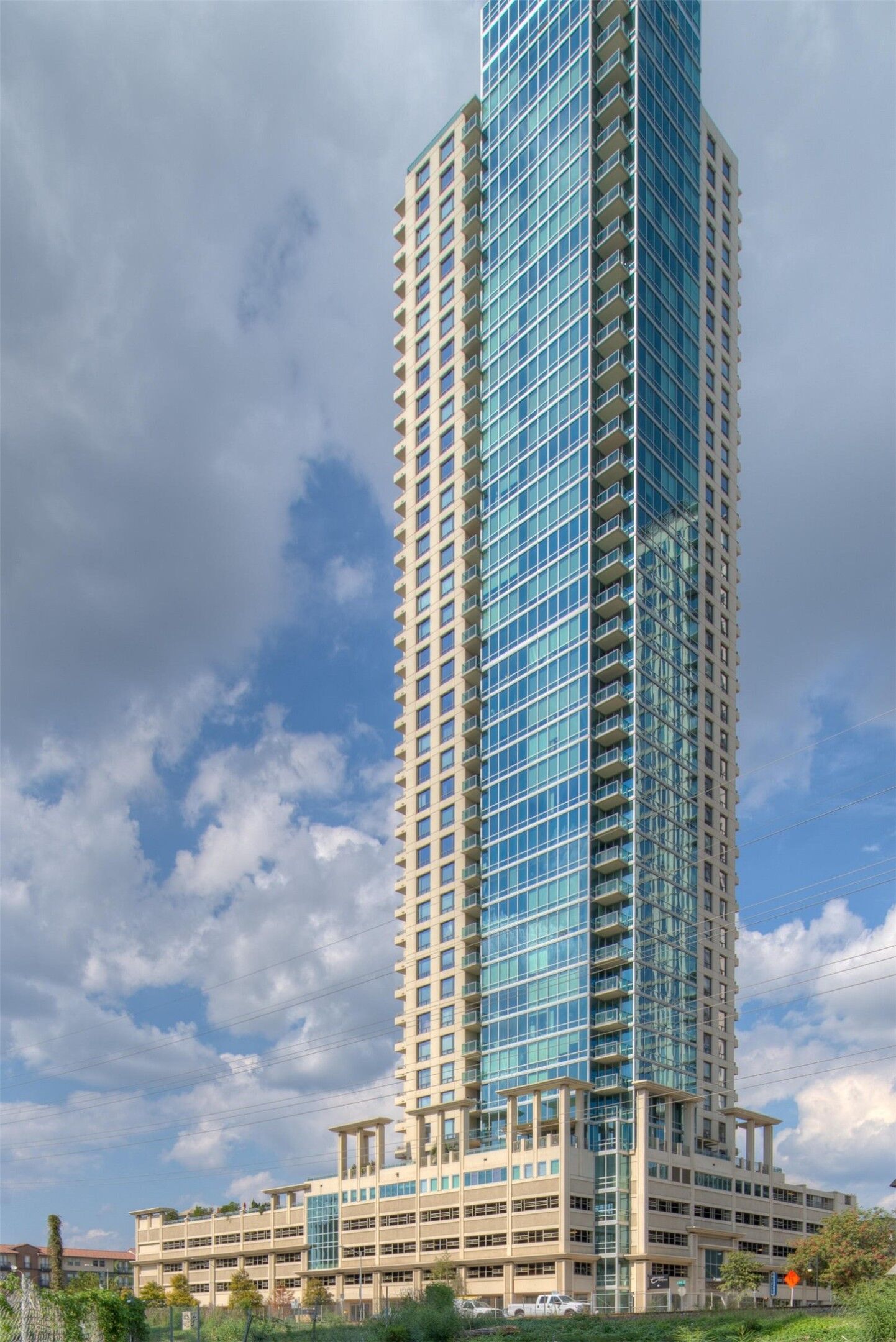 Property Photo:  300 Bowie Street 504  TX 78703 