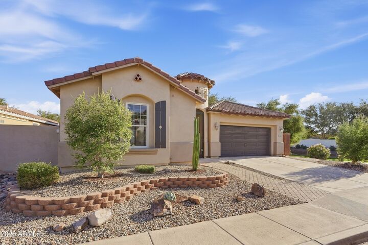 Property Photo:  2383 E Dogwood Drive  AZ 85286 