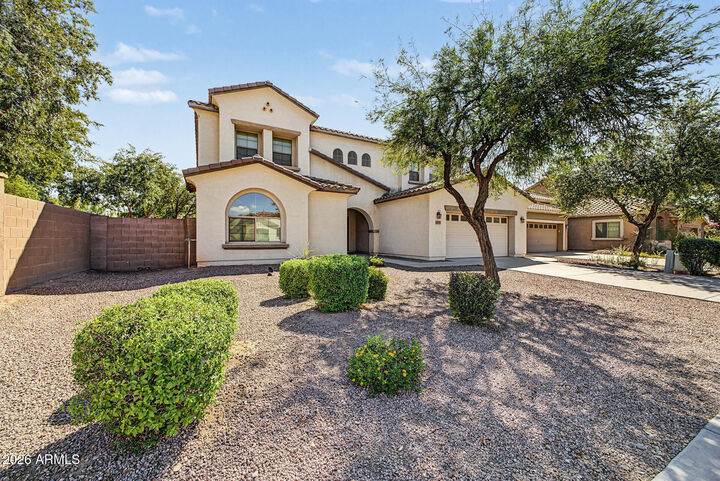 Property Photo:  1433 E Canyon Creek Drive  AZ 85295 