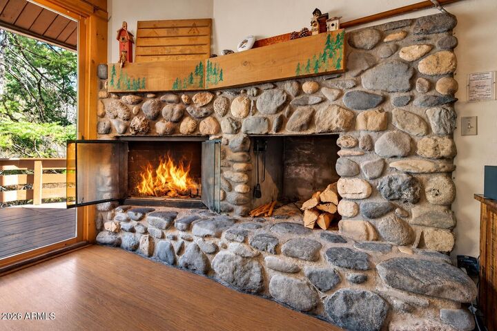 Property Photo: 8351 N State Route 89A -- 19 AZ 86336