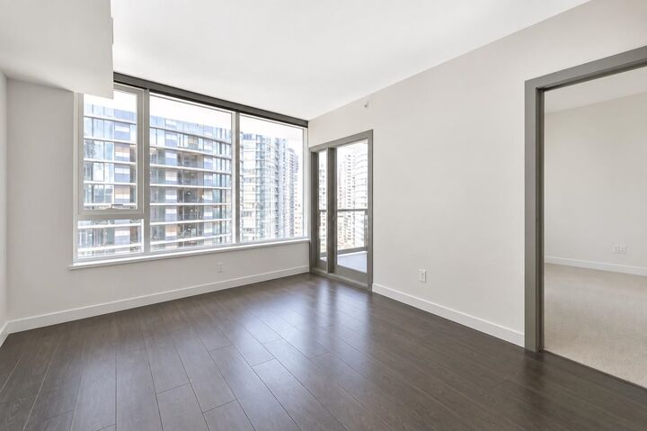 Property Photo: 68 Smithe Street 15xx BC V6B 0P4