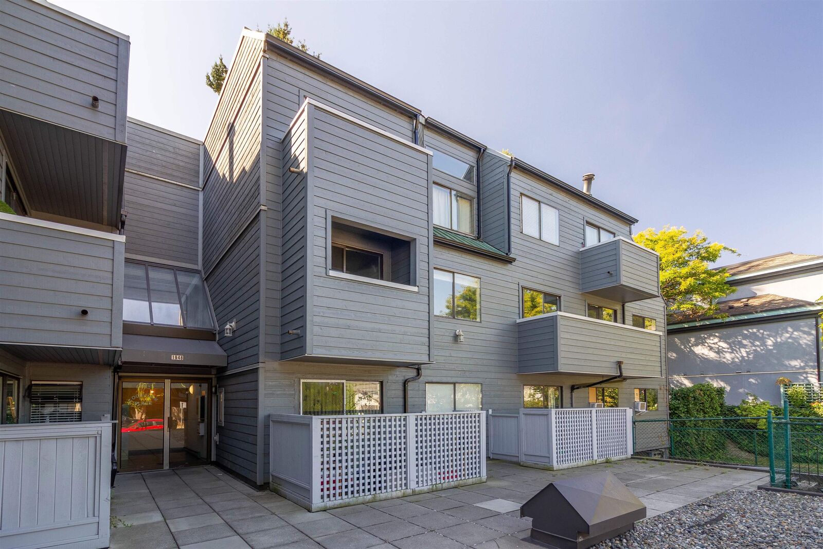 Property Photo:  1948 Coquitlam Avenue 201  BC V3B 1J3 
