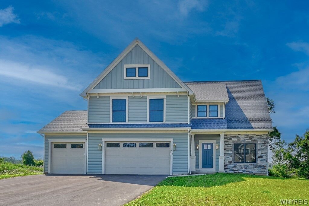 Property Photo: 5112 Kandefer's Trail NY 14221