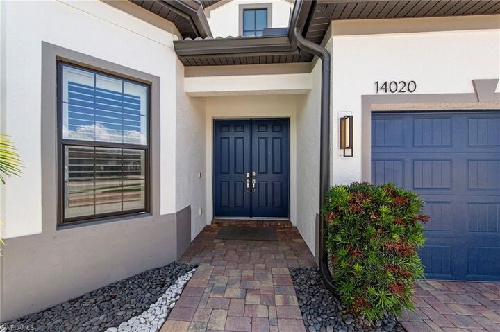 Property Photo:  14020 Fenwood Ct  FL 33928 