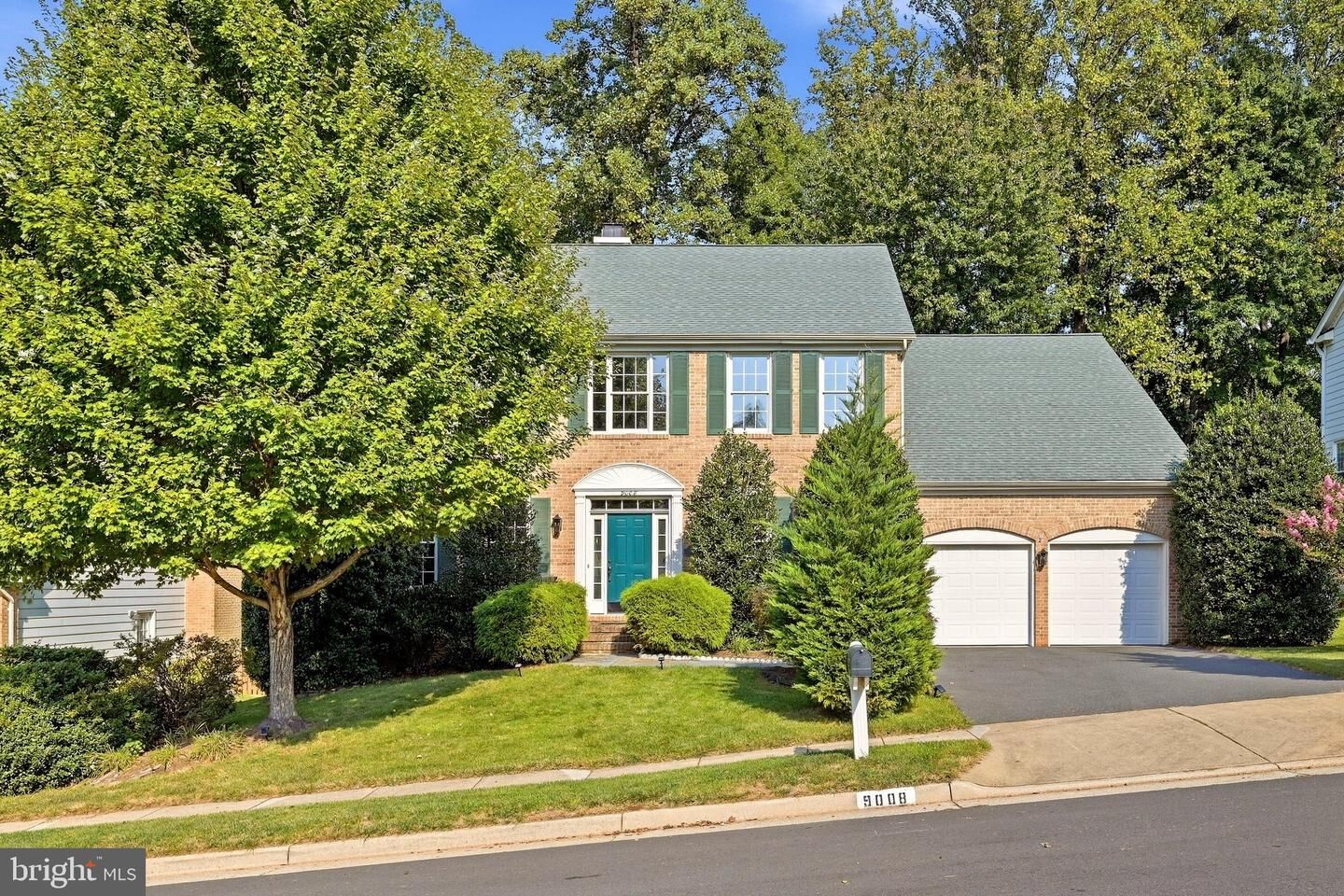 Property Photo:  9008 Advantage Court  VA 22015 