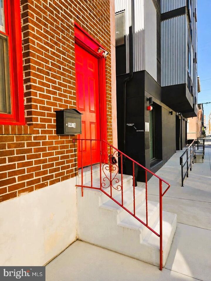 Property Photo:  1558 N Randolph Street  PA 19122 