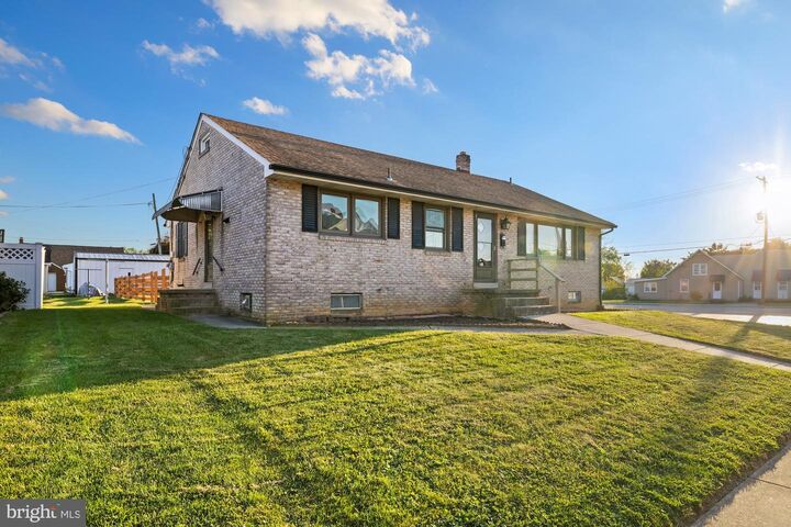 Property Photo:  88 South Street  PA 17331 