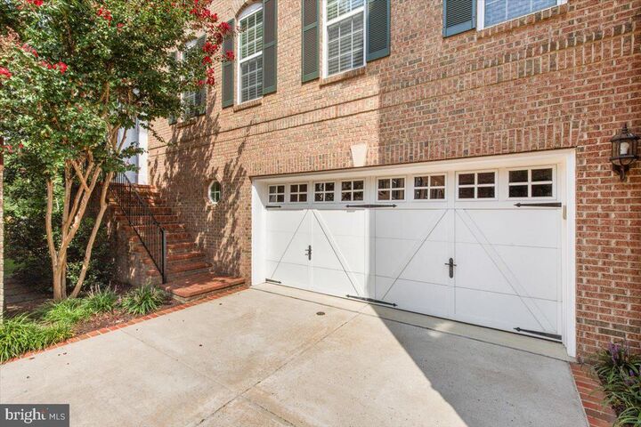 Property Photo:  4057 Glendale Way  VA 22030 