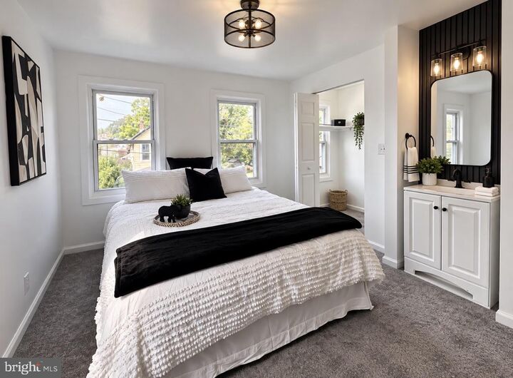 Property Photo:  11 Capitol Heights Boulevard  MD 20743 