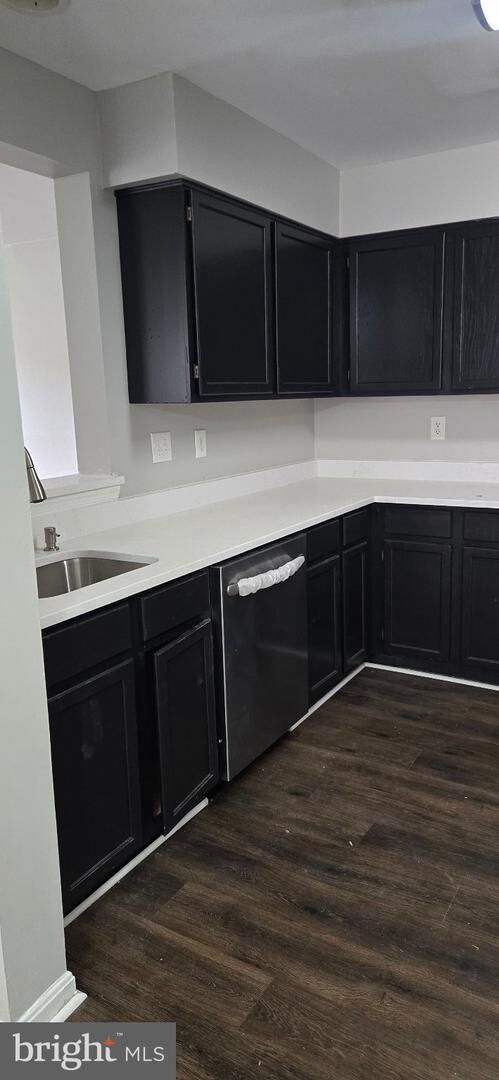 Property Photo:  19 Highstream Court 1022  MD 20874 