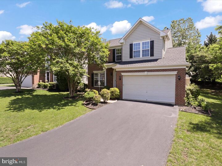 Property Photo:  43417 Spring Cellar Court  VA 20176 