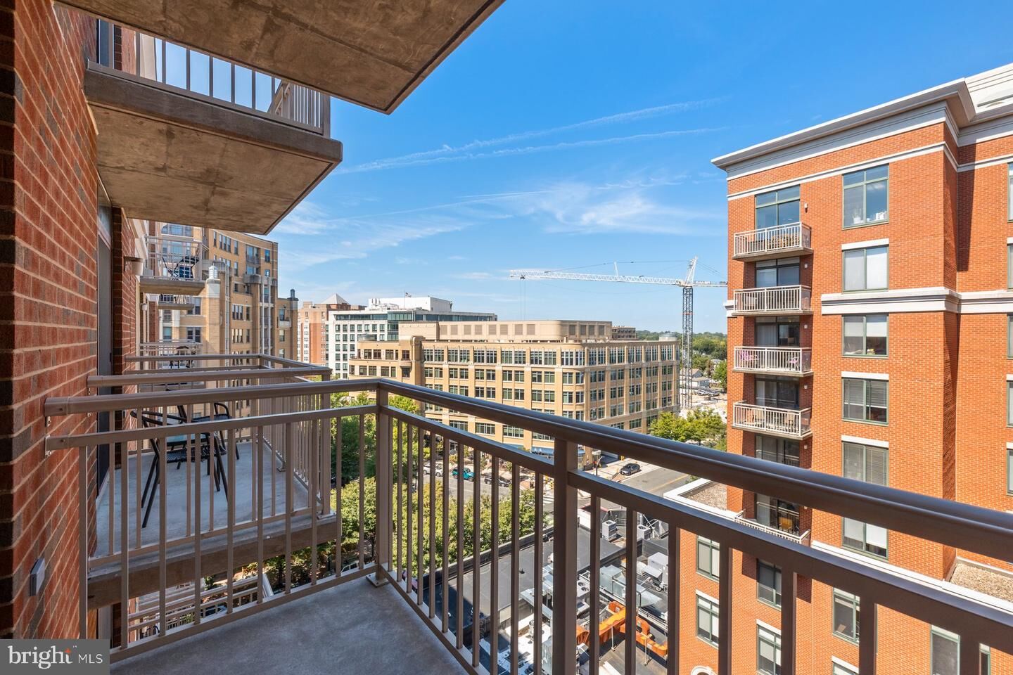 Property Photo:  1205 N Garfield Street 911  VA 22201 