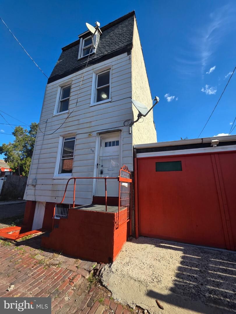 Property Photo: 419 Bell Alley PA 19602
