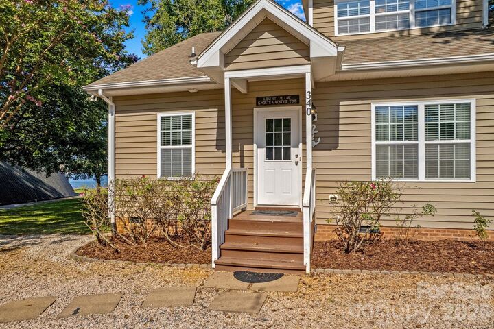 Property Photo:  340 Sportsman Drive  NC 28146 