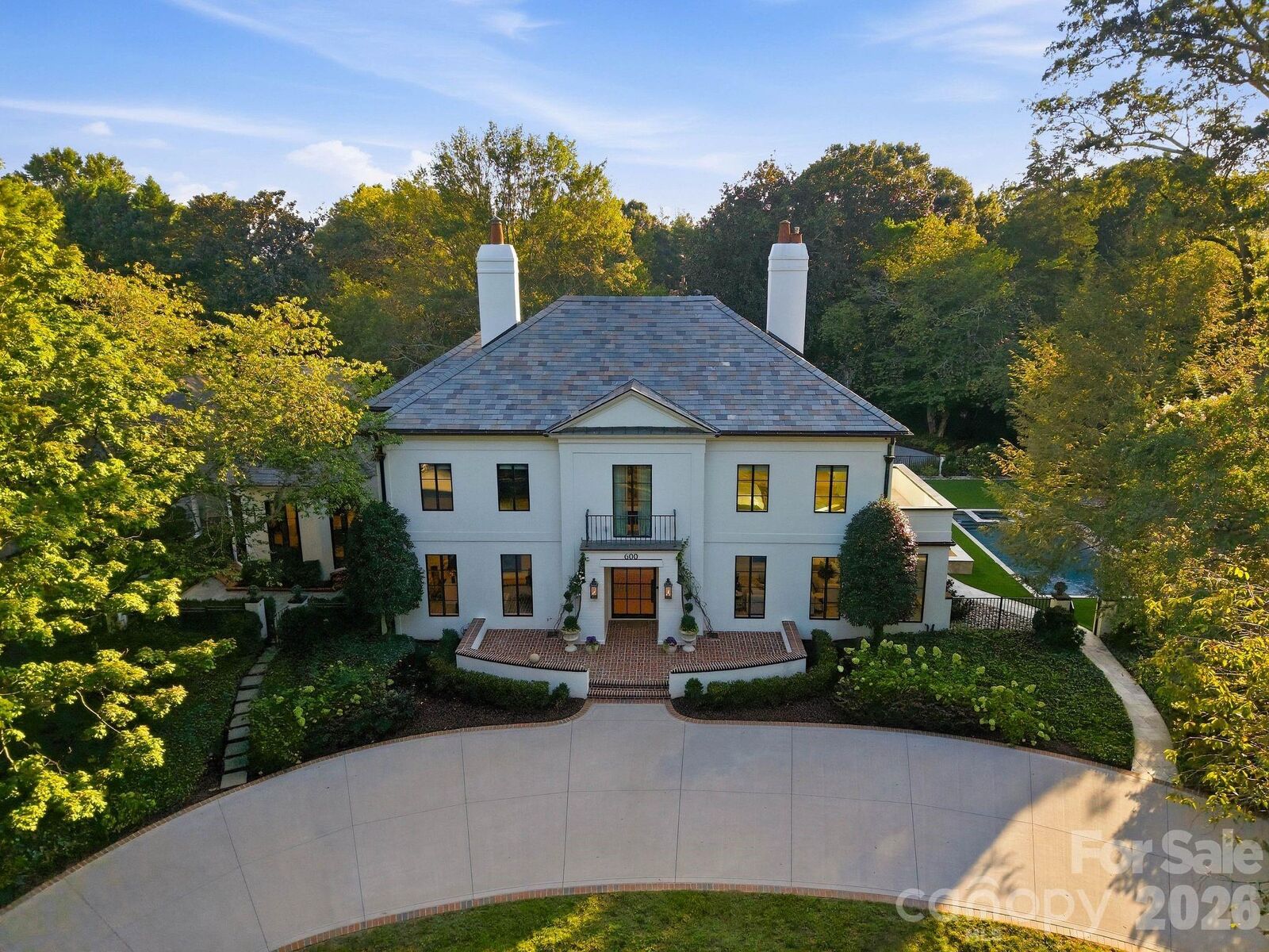 Property Photo:  600 Hermitage Road  NC 28207 