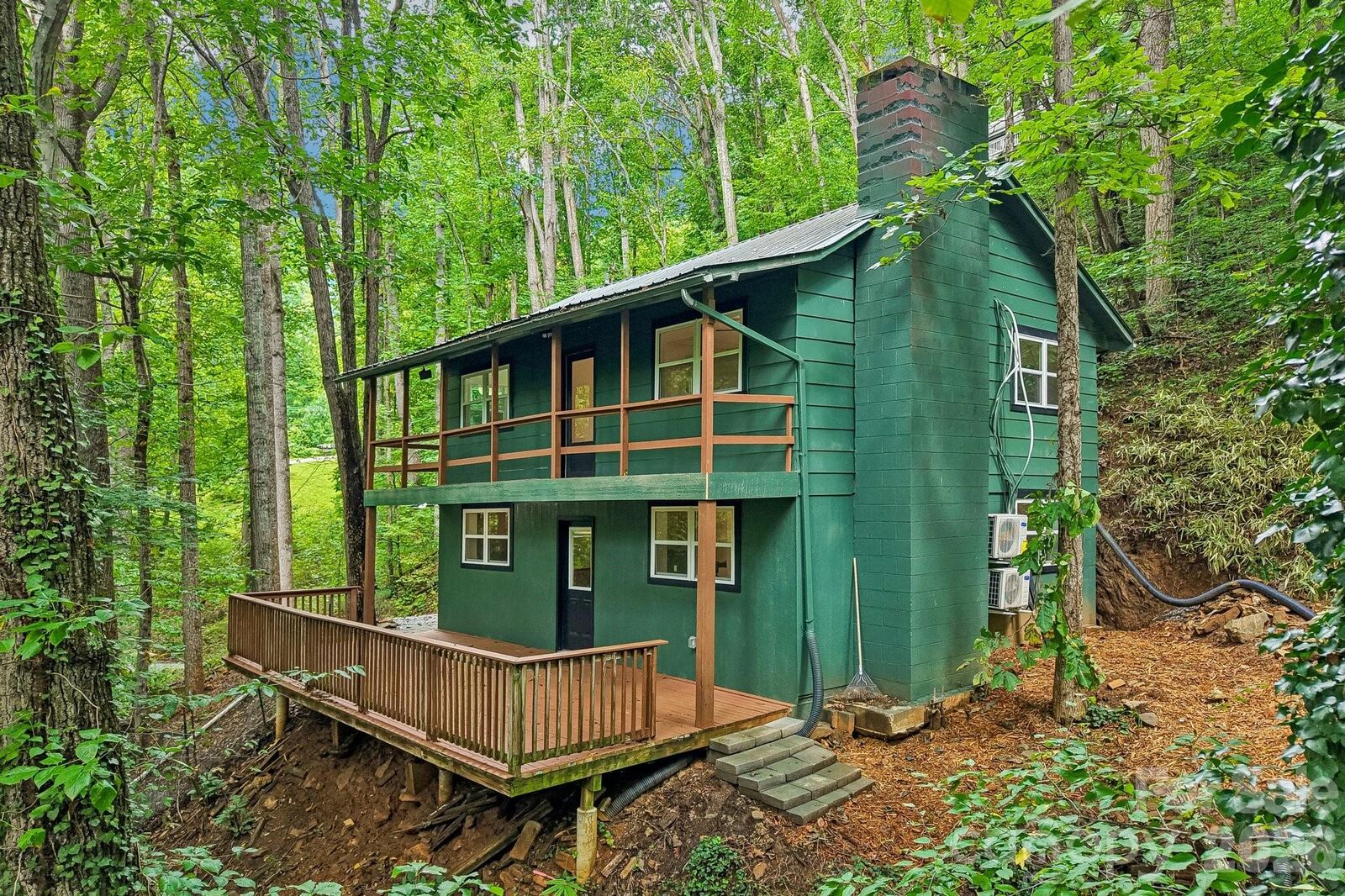 Property Photo: 152 Dream Mountain Boulevard NC 28716